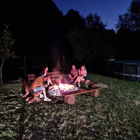 Zrub Pri Rieke Hron Σαλέ *